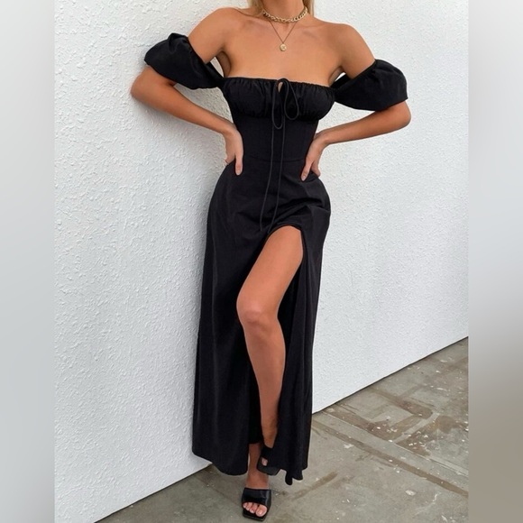 Dresses & Skirts - Black Off-Shoulder Milkmaid Dress